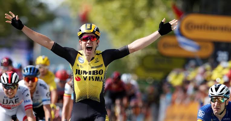 Van Aert impazzisce su Pizza del Campo: “Non riesco quasi a spiegare quanto significhi per me questa vittoria”…
